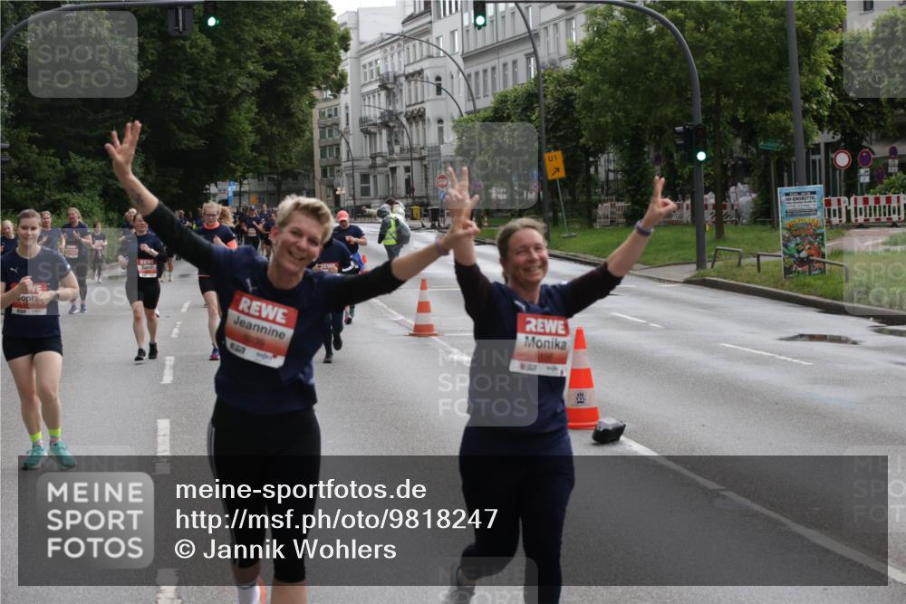 14.06.2026 - REWE Women's Run Jannik Wohlers http://msf.ph/oto/9818247 14.06.2026 10:59:36 Laufen 6939, 57, 1, 5156, 157 meine-sportfotos.de
