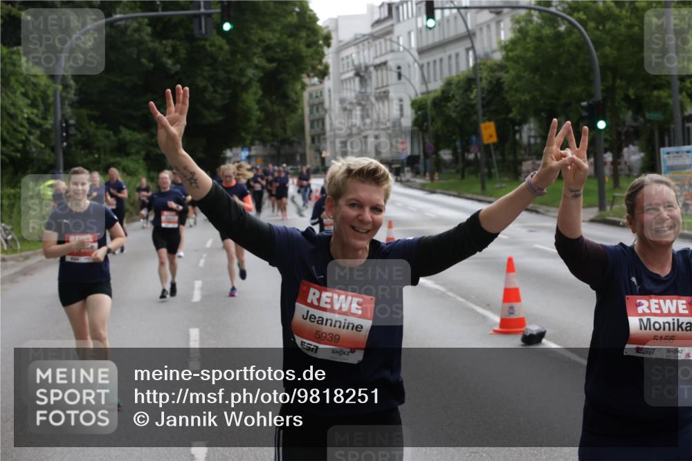 14.06.2026 - REWE Women's Run Jannik Wohlers http://msf.ph/oto/9818251 14.06.2026 10:59:36 Laufen 5939, 7, 5156 meine-sportfotos.de