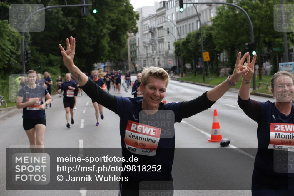 14.06.2026 - REWE Women's Run Jannik Wohlers http://msf.ph/oto/9818252 14.06.2026 10:59:36 Laufen 5939, 7, 5156 meine-sportfotos.de
