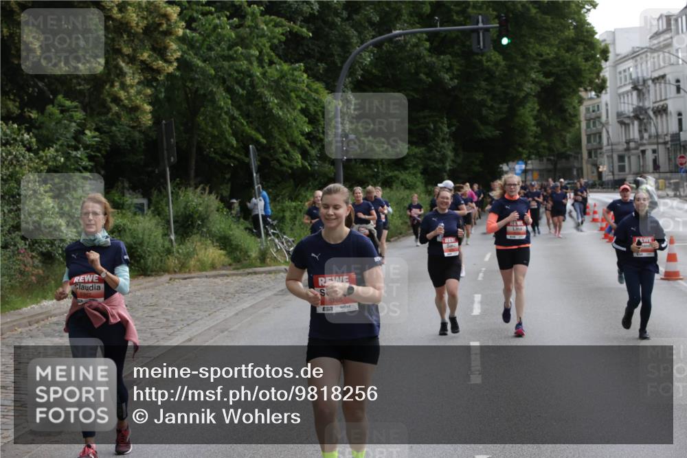 14.06.2026 - REWE Women's Run Jannik Wohlers http://msf.ph/oto/9818256 14.06.2026 10:59:37 Laufen 5765 meine-sportfotos.de