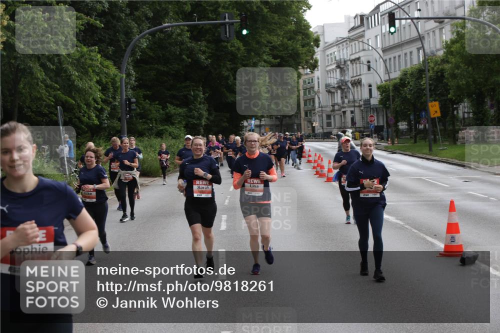 14.06.2026 - REWE Women's Run Jannik Wohlers http://msf.ph/oto/9818261 14.06.2026 10:59:39 Laufen 5765, 57, 0, 1 meine-sportfotos.de