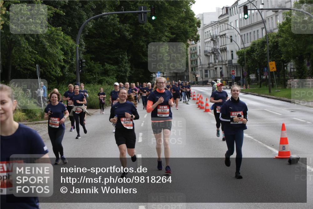 14.06.2026 - REWE Women's Run Jannik Wohlers http://msf.ph/oto/9818264 14.06.2026 10:59:39 Laufen 765, 1 meine-sportfotos.de