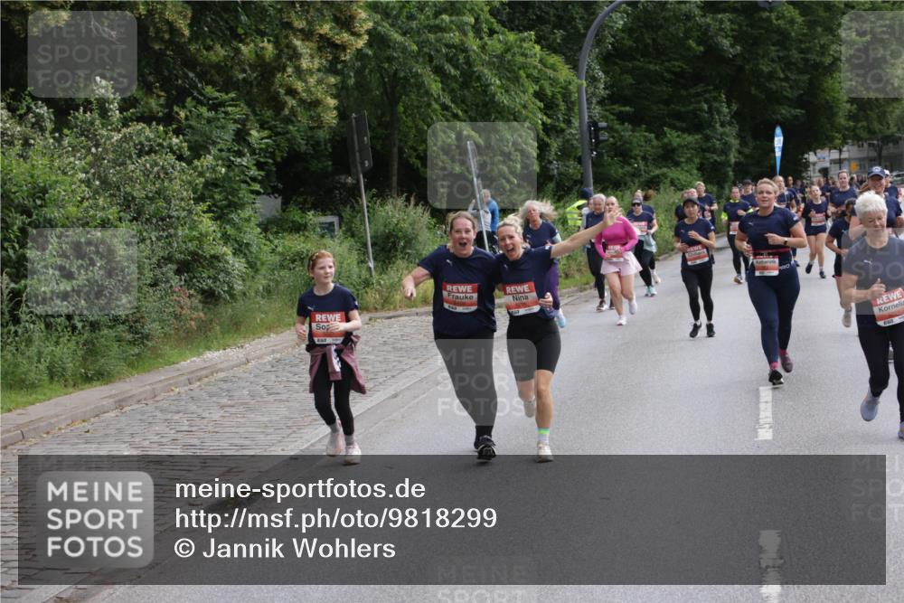 14.06.2026 - REWE Women's Run Jannik Wohlers http://msf.ph/oto/9818299 14.06.2026 10:59:48 Laufen  meine-sportfotos.de