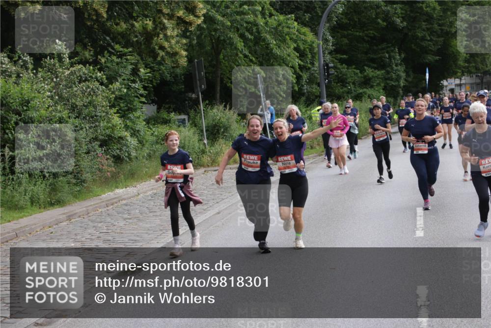 14.06.2026 - REWE Women's Run Jannik Wohlers http://msf.ph/oto/9818301 14.06.2026 10:59:48 Laufen 51 meine-sportfotos.de