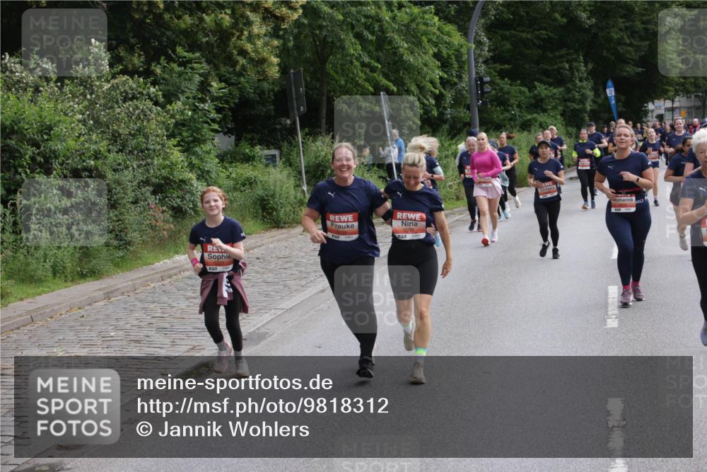 14.06.2026 - REWE Women's Run Jannik Wohlers http://msf.ph/oto/9818312 14.06.2026 10:59:48 Laufen 5295 meine-sportfotos.de