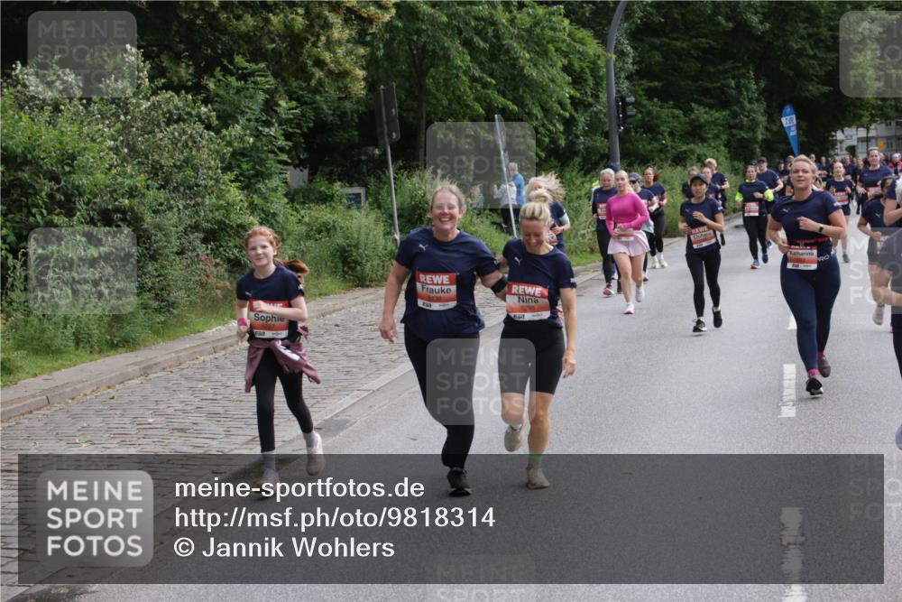 14.06.2026 - REWE Women's Run Jannik Wohlers http://msf.ph/oto/9818314 14.06.2026 10:59:49 Laufen 7, 00 meine-sportfotos.de