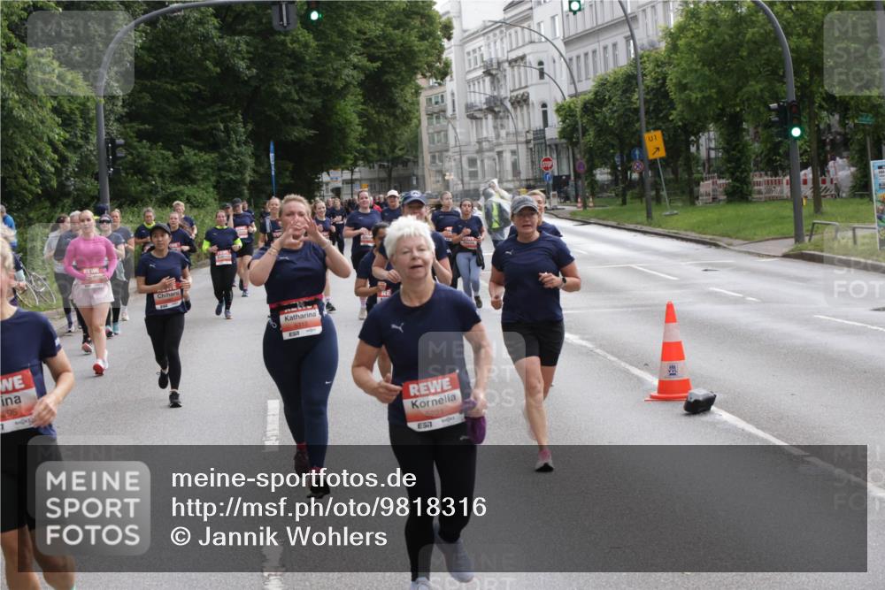 14.06.2026 - REWE Women's Run Jannik Wohlers http://msf.ph/oto/9818316 14.06.2026 10:59:50 Laufen 295, 7, 5221, 57, 1 meine-sportfotos.de