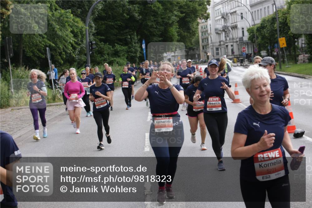 14.06.2026 - REWE Women's Run Jannik Wohlers http://msf.ph/oto/9818323 14.06.2026 10:59:51 Laufen 5312, 7, 5177, 7, 5221, 7, 01 meine-sportfotos.de