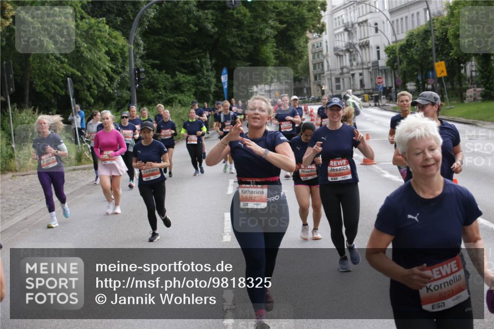 14.06.2026 - REWE Women's Run Jannik Wohlers http://msf.ph/oto/9818325 14.06.2026 10:59:51 Laufen 5312, 5177, 5221, 57, 01 meine-sportfotos.de