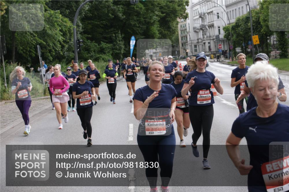14.06.2026 - REWE Women's Run Jannik Wohlers http://msf.ph/oto/9818330 14.06.2026 10:59:51 Laufen 1, 0, 5312, 57, 5177, 01, 5221 meine-sportfotos.de