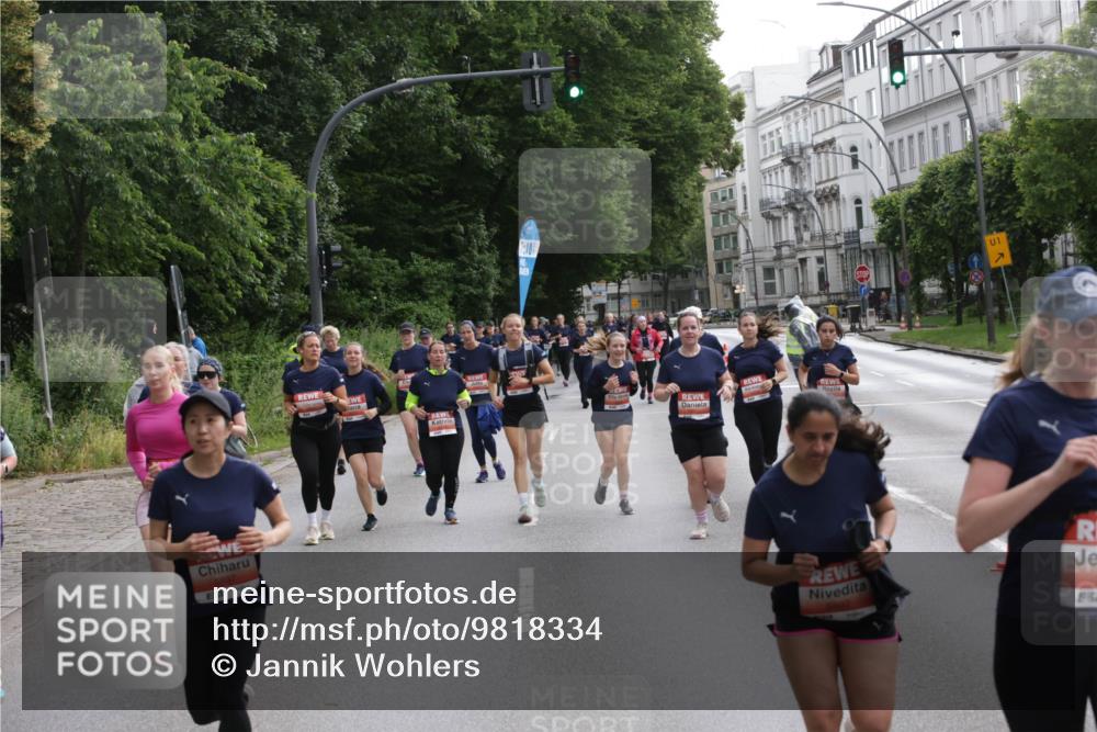 14.06.2026 - REWE Women's Run Jannik Wohlers http://msf.ph/oto/9818334 14.06.2026 10:59:52 Laufen 6897, 50, 1, 5592 meine-sportfotos.de
