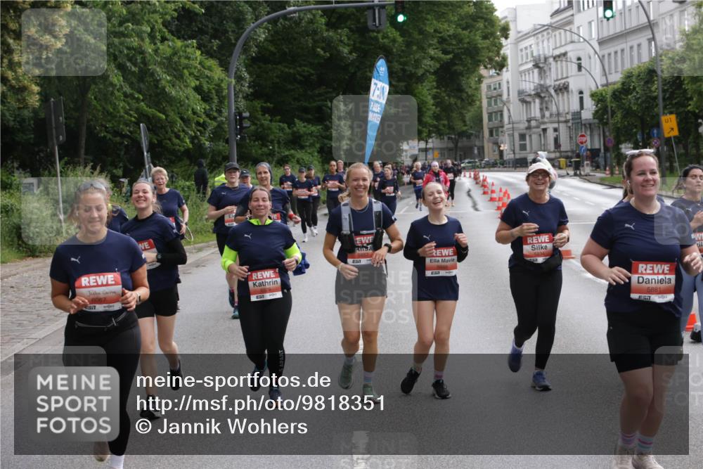 14.06.2026 - REWE Women's Run Jannik Wohlers http://msf.ph/oto/9818351 14.06.2026 10:59:56 Laufen 6067, 7, 18, 01, 5881 meine-sportfotos.de
