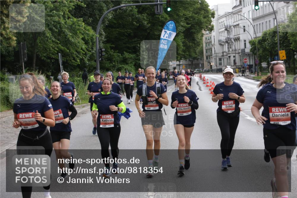 14.06.2026 - REWE Women's Run Jannik Wohlers http://msf.ph/oto/9818354 14.06.2026 10:59:56 Laufen 6067, 6029, 7, 0, 5834, 1, 65, 5881 meine-sportfotos.de