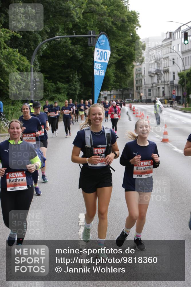 14.06.2026 - REWE Women's Run Jannik Wohlers http://msf.ph/oto/9818360 14.06.2026 10:59:57 Laufen 5727, 6029, 7, 00, 5888 meine-sportfotos.de
