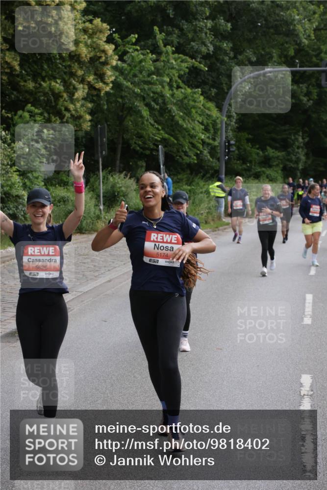 14.06.2026 - REWE Women's Run Jannik Wohlers http://msf.ph/oto/9818402 14.06.2026 11:00:05 Laufen 5626, 7, 5174, 7 meine-sportfotos.de