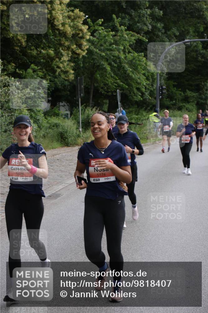 14.06.2026 - REWE Women's Run Jannik Wohlers http://msf.ph/oto/9818407 14.06.2026 11:00:05 Laufen 5626, 7, 5174, 7 meine-sportfotos.de