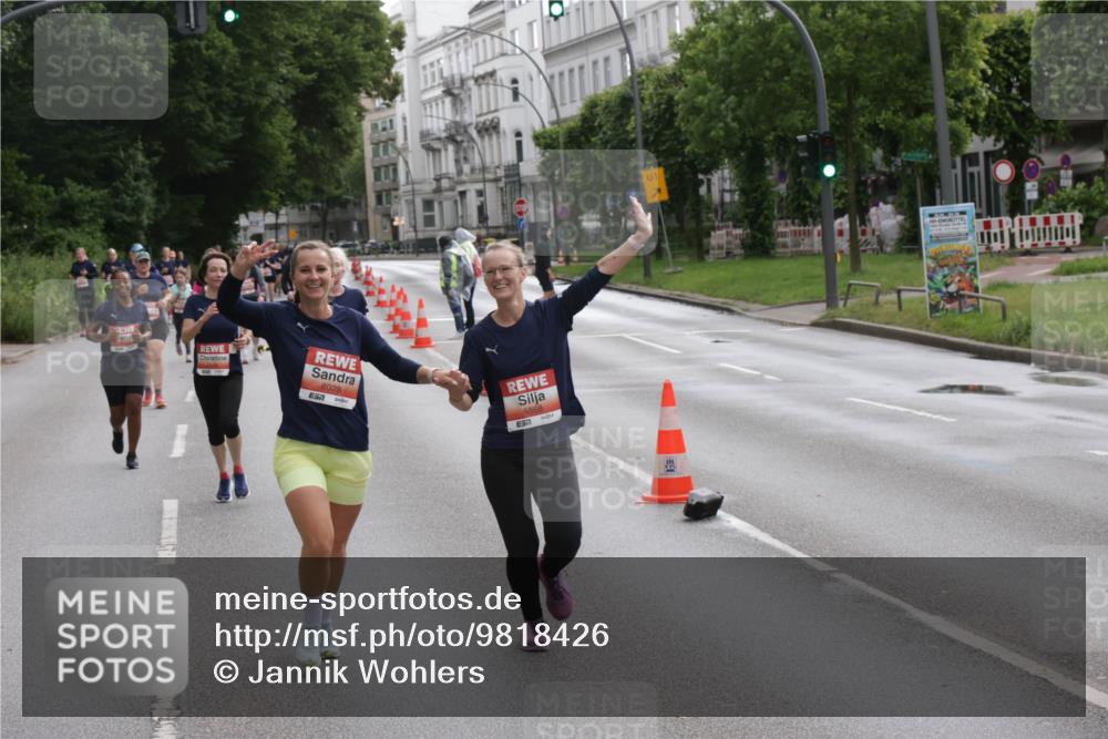 14.06.2026 - REWE Women's Run Jannik Wohlers http://msf.ph/oto/9818426 14.06.2026 11:00:08 Laufen 6028, 7, 5568, 57, 01 meine-sportfotos.de