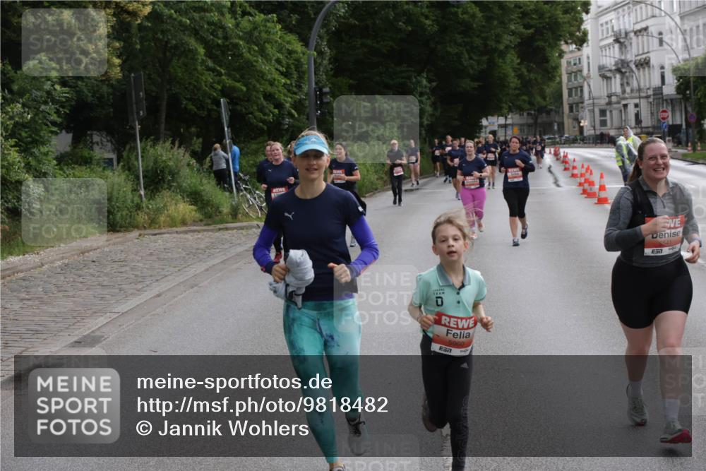 14.06.2026 - REWE Women's Run Jannik Wohlers http://msf.ph/oto/9818482 14.06.2026 11:00:19 Laufen 5960, 5541, 7 meine-sportfotos.de