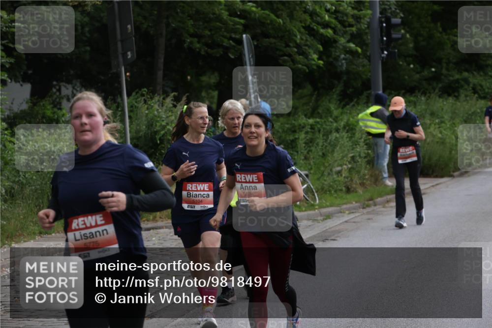 14.06.2026 - REWE Women's Run Jannik Wohlers http://msf.ph/oto/9818497 14.06.2026 11:00:23 Laufen 5775, 57, 5104, 5574 meine-sportfotos.de