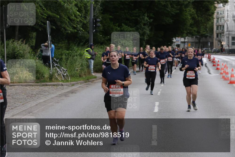 14.06.2026 - REWE Women's Run Jannik Wohlers http://msf.ph/oto/9818519 14.06.2026 11:00:29 Laufen 5605 meine-sportfotos.de