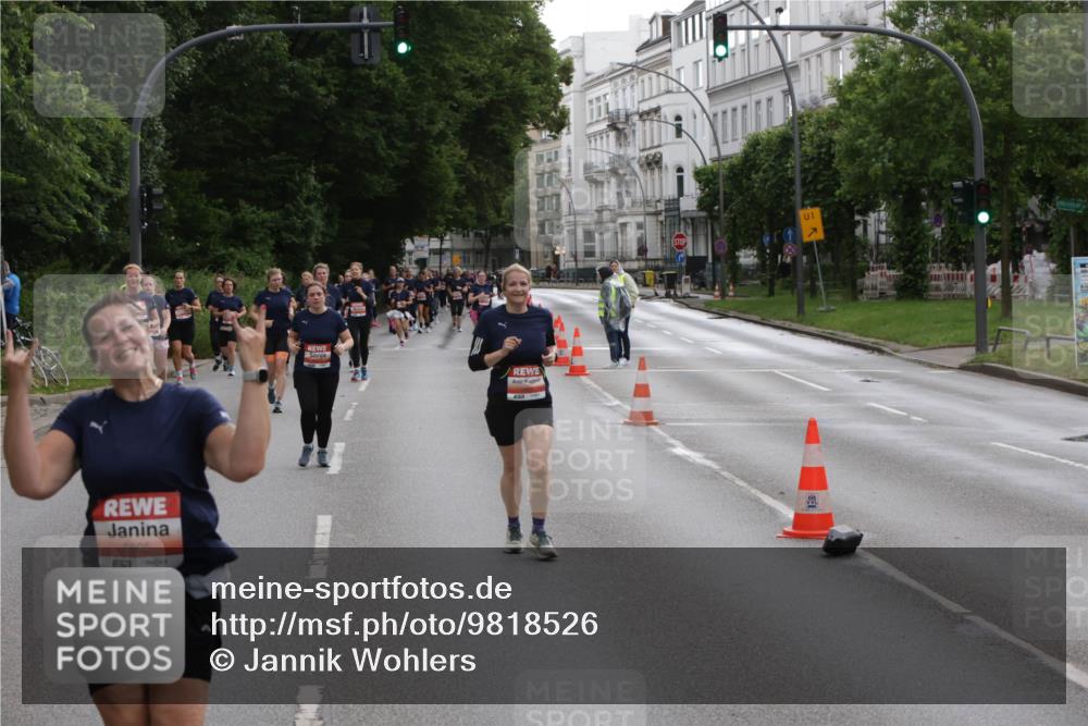 14.06.2026 - REWE Women's Run Jannik Wohlers http://msf.ph/oto/9818526 14.06.2026 11:00:31 Laufen 5605, 1 meine-sportfotos.de