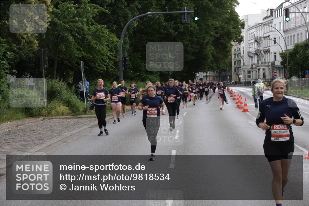 14.06.2026 - REWE Women's Run Jannik Wohlers http://msf.ph/oto/9818534 14.06.2026 11:00:33 Laufen 5805, 657 meine-sportfotos.de