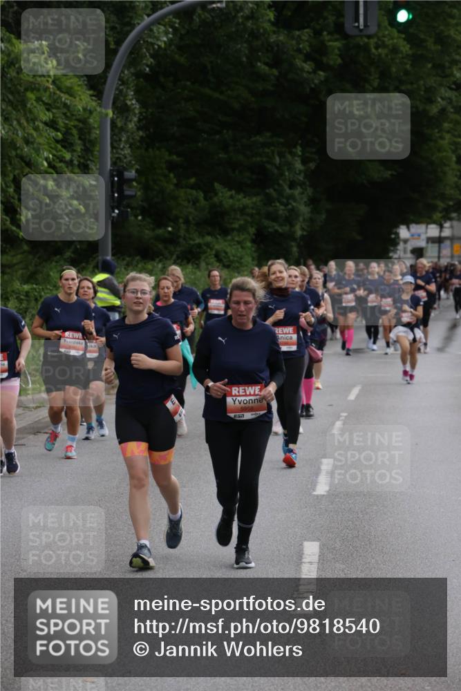 14.06.2026 - REWE Women's Run Jannik Wohlers http://msf.ph/oto/9818540 14.06.2026 11:00:36 Laufen 5958 meine-sportfotos.de
