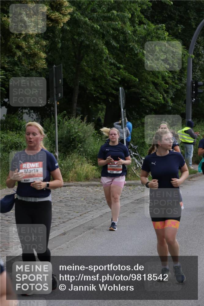 14.06.2026 - REWE Women's Run Jannik Wohlers http://msf.ph/oto/9818542 14.06.2026 11:00:37 Laufen 6024, 517, 7 meine-sportfotos.de