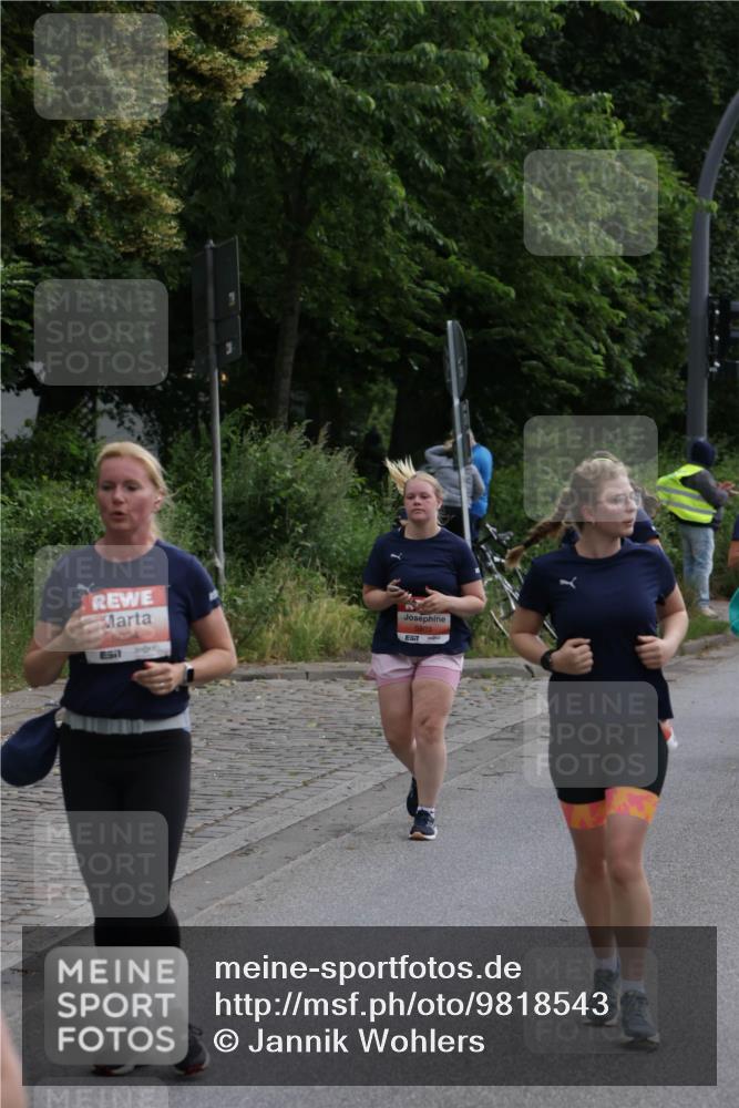 14.06.2026 - REWE Women's Run Jannik Wohlers http://msf.ph/oto/9818543 14.06.2026 11:00:37 Laufen 6024, 517, 57, 5803 meine-sportfotos.de