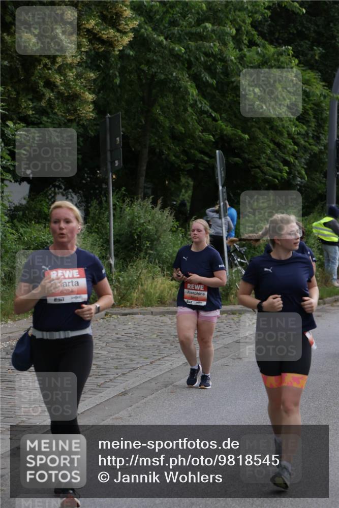 14.06.2026 - REWE Women's Run Jannik Wohlers http://msf.ph/oto/9818545 14.06.2026 11:00:37 Laufen 6024, 57, 5803 meine-sportfotos.de