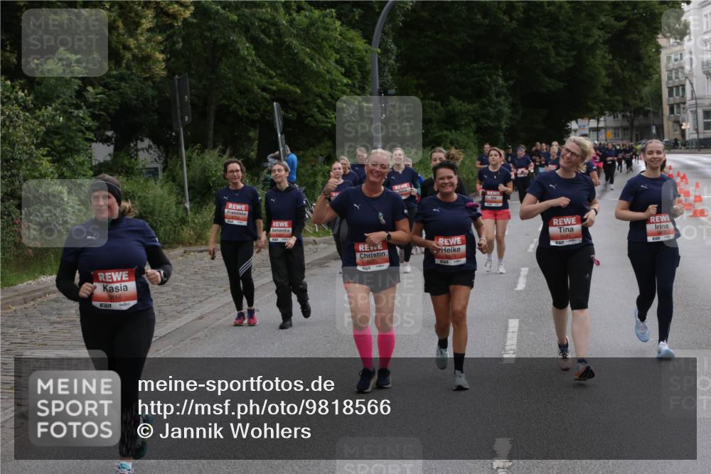 14.06.2026 - REWE Women's Run Jannik Wohlers http://msf.ph/oto/9818566 14.06.2026 11:00:49 Laufen 5816 meine-sportfotos.de