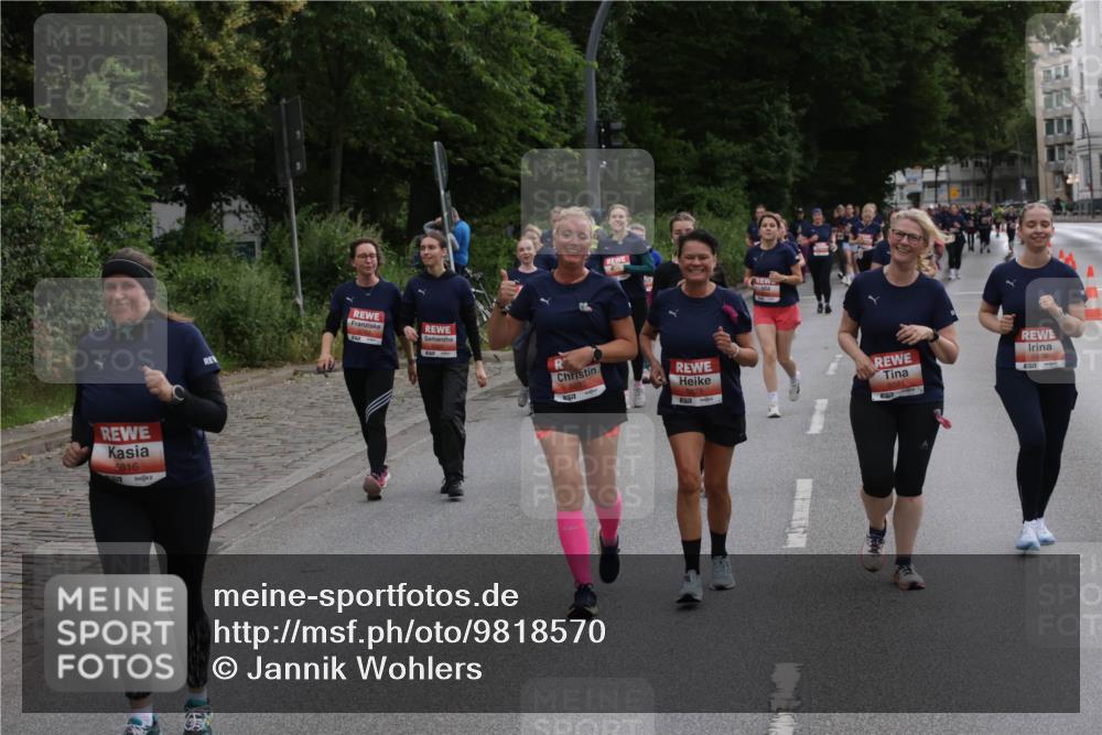 14.06.2026 - REWE Women's Run Jannik Wohlers http://msf.ph/oto/9818570 14.06.2026 11:00:50 Laufen 5816, 5076, 5071 meine-sportfotos.de