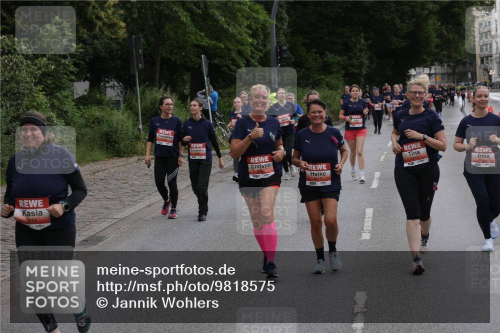 14.06.2026 - REWE Women's Run Jannik Wohlers http://msf.ph/oto/9818575 14.06.2026 11:00:50 Laufen 5816, 857, 5071, 5829 meine-sportfotos.de