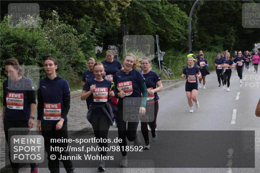 14.06.2026 - REWE Women's Run Jannik Wohlers http://msf.ph/oto/9818592 14.06.2026 11:00:55 Laufen 5752, 657, 5327, 7, 5116 meine-sportfotos.de