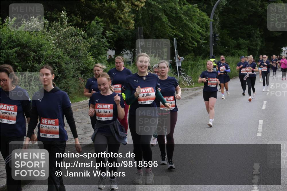 14.06.2026 - REWE Women's Run Jannik Wohlers http://msf.ph/oto/9818596 14.06.2026 11:00:56 Laufen 5752, 577, 5327, 5116, 517, 5149 meine-sportfotos.de