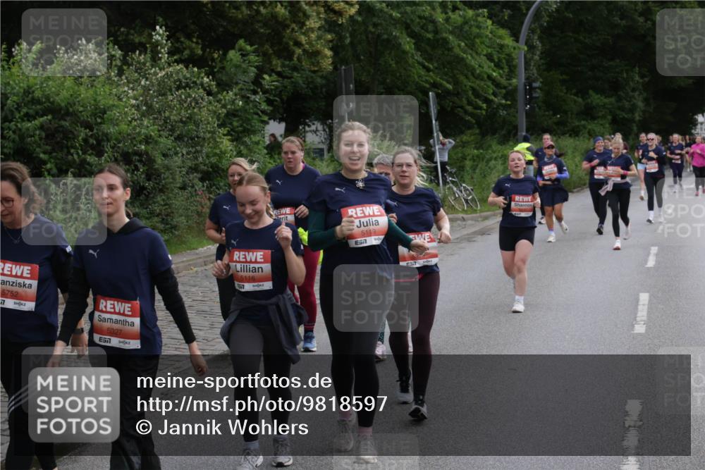 14.06.2026 - REWE Women's Run Jannik Wohlers http://msf.ph/oto/9818597 14.06.2026 11:00:56 Laufen 5752, 7, 5327, 5116, 57, 5149, 7 meine-sportfotos.de
