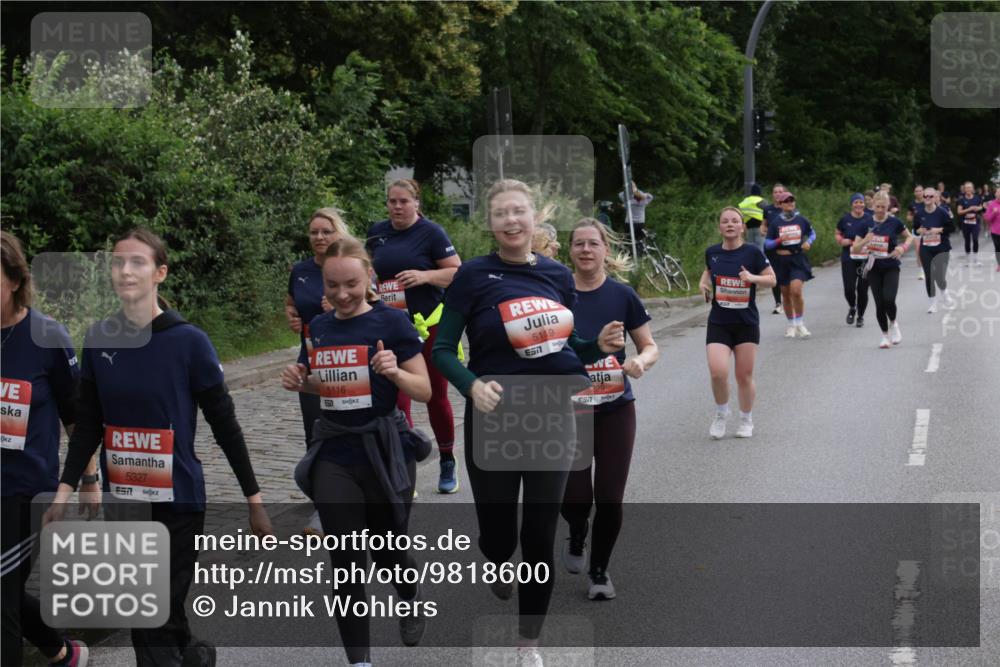 14.06.2026 - REWE Women's Run Jannik Wohlers http://msf.ph/oto/9818600 14.06.2026 11:00:56 Laufen 5327, 7, 5116, 51, 9, 7, 229, 7 meine-sportfotos.de