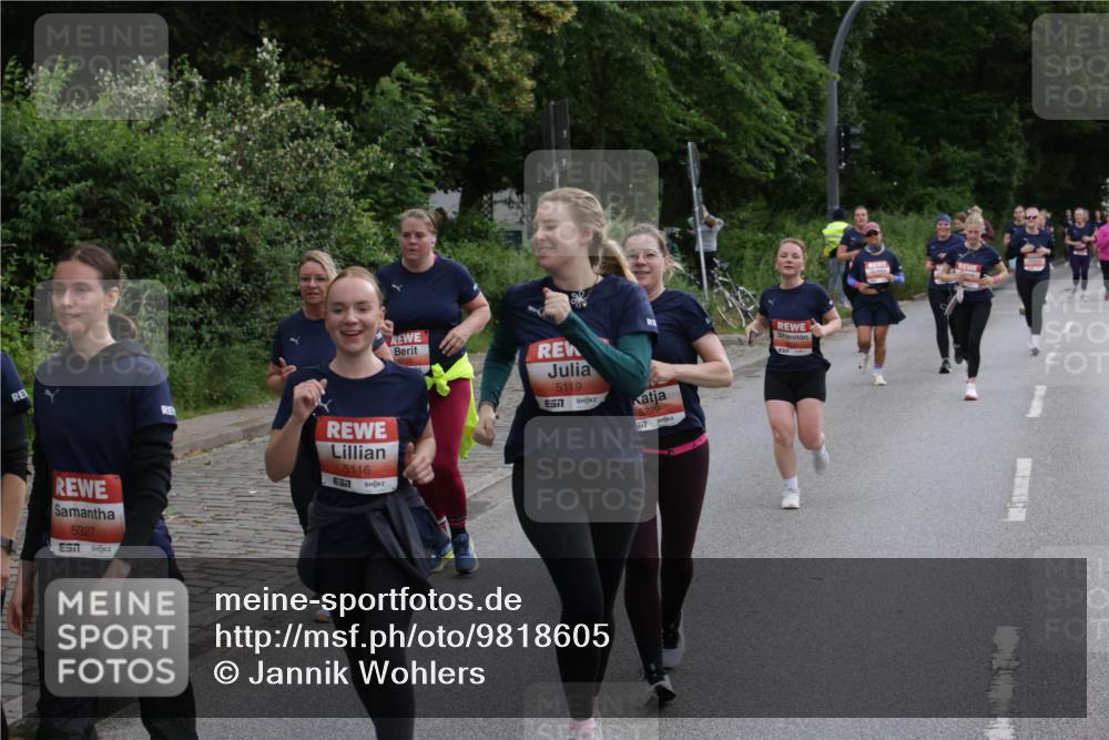 14.06.2026 - REWE Women's Run Jannik Wohlers http://msf.ph/oto/9818605 14.06.2026 11:00:56 Laufen 5327, 5116, 5119, 7, 5229, 57 meine-sportfotos.de