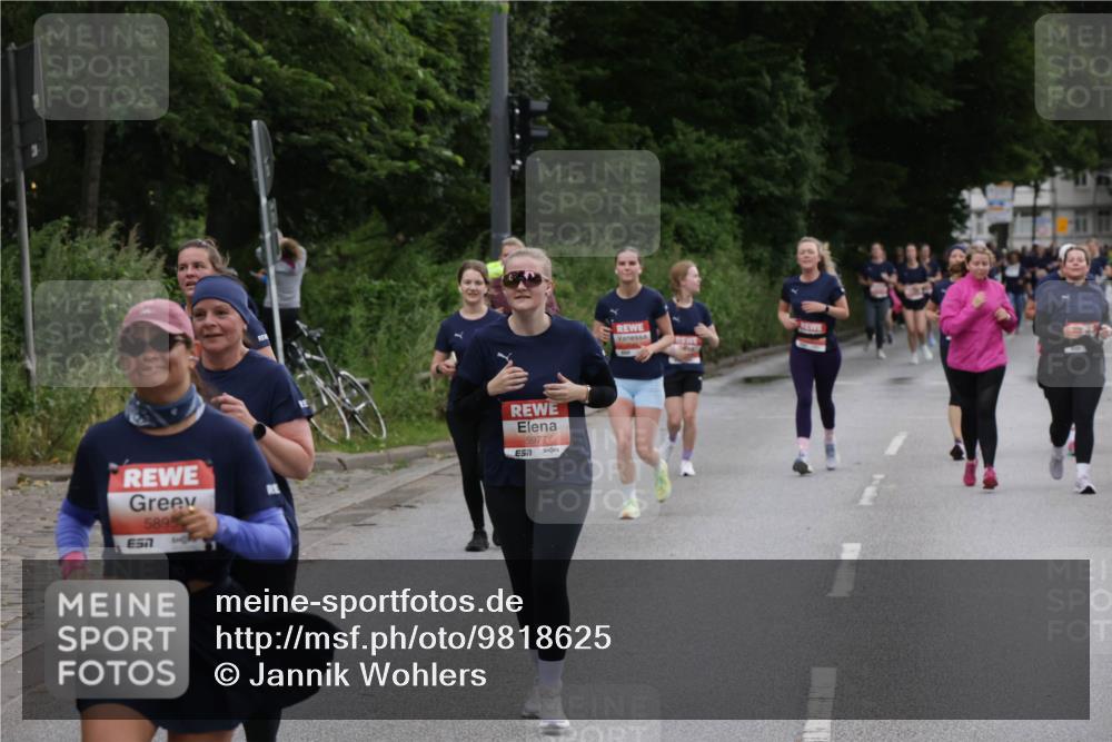 14.06.2026 - REWE Women's Run Jannik Wohlers http://msf.ph/oto/9818625 14.06.2026 11:01:01 Laufen 5895, 57, 5977 meine-sportfotos.de