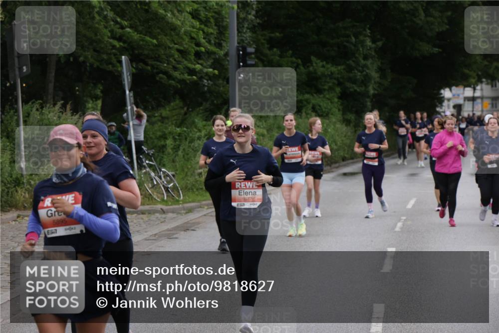 14.06.2026 - REWE Women's Run Jannik Wohlers http://msf.ph/oto/9818627 14.06.2026 11:01:01 Laufen 5895, 577, 5977 meine-sportfotos.de
