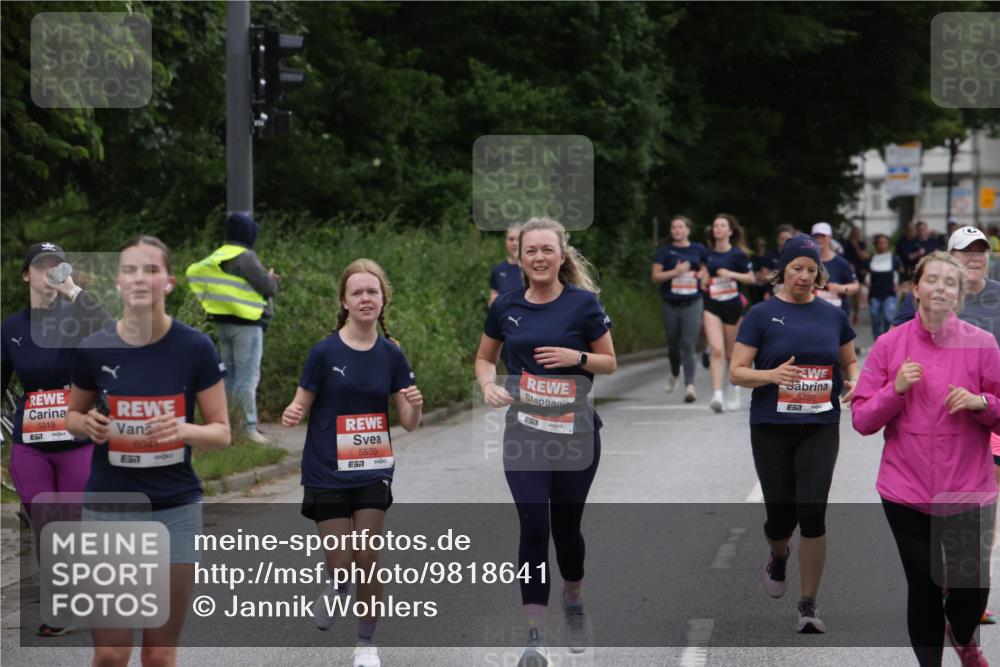 14.06.2026 - REWE Women's Run Jannik Wohlers http://msf.ph/oto/9818641 14.06.2026 11:01:05 Laufen 5319, 7, 6041, 57, 5535, 57, 5722, 7 meine-sportfotos.de