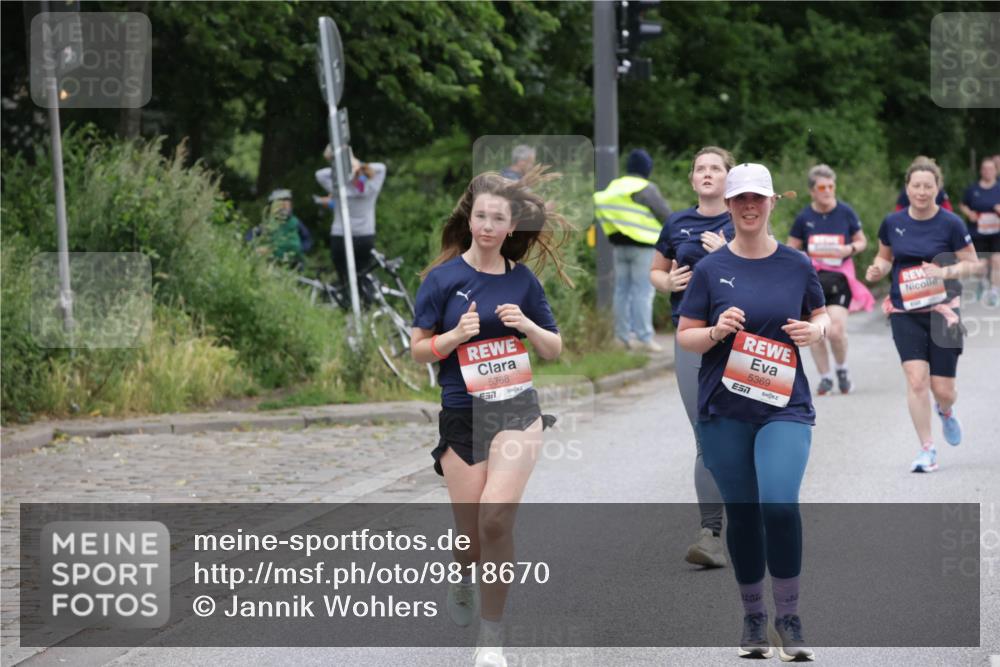 14.06.2026 - REWE Women's Run Jannik Wohlers http://msf.ph/oto/9818670 14.06.2026 11:01:16 Laufen 5368, 5369, 7 meine-sportfotos.de