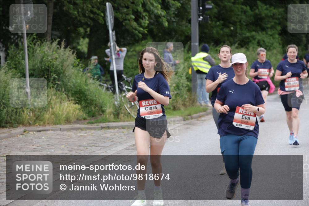 14.06.2026 - REWE Women's Run Jannik Wohlers http://msf.ph/oto/9818674 14.06.2026 11:01:17 Laufen 5368, 7, 5369, 7 meine-sportfotos.de
