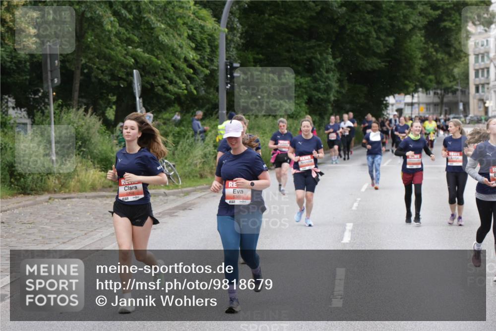 14.06.2026 - REWE Women's Run Jannik Wohlers http://msf.ph/oto/9818679 14.06.2026 11:01:17 Laufen 5368, 57, 5369 meine-sportfotos.de