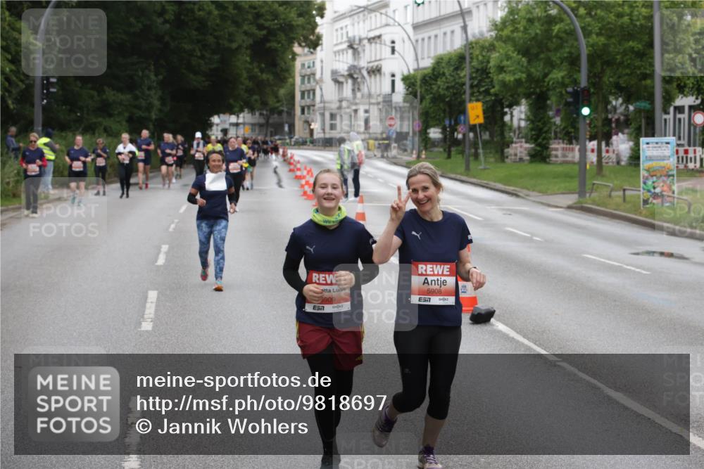 14.06.2026 - REWE Women's Run Jannik Wohlers http://msf.ph/oto/9818697 14.06.2026 11:01:24 Laufen 01, 909, 5908, 51 meine-sportfotos.de