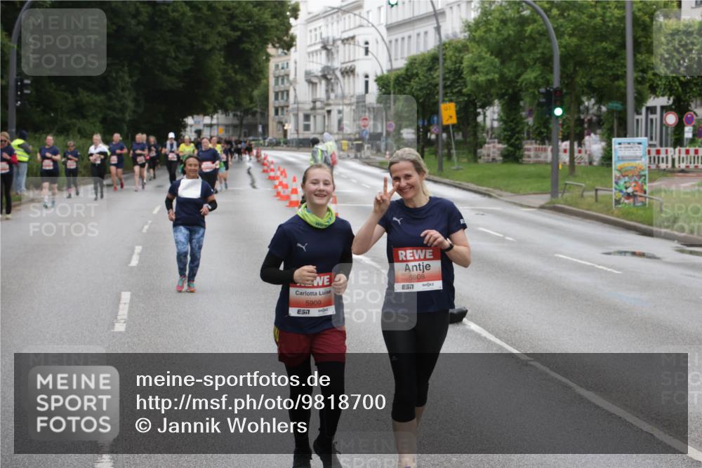 14.06.2026 - REWE Women's Run Jannik Wohlers http://msf.ph/oto/9818700 14.06.2026 11:01:24 Laufen 5909, 5908 meine-sportfotos.de