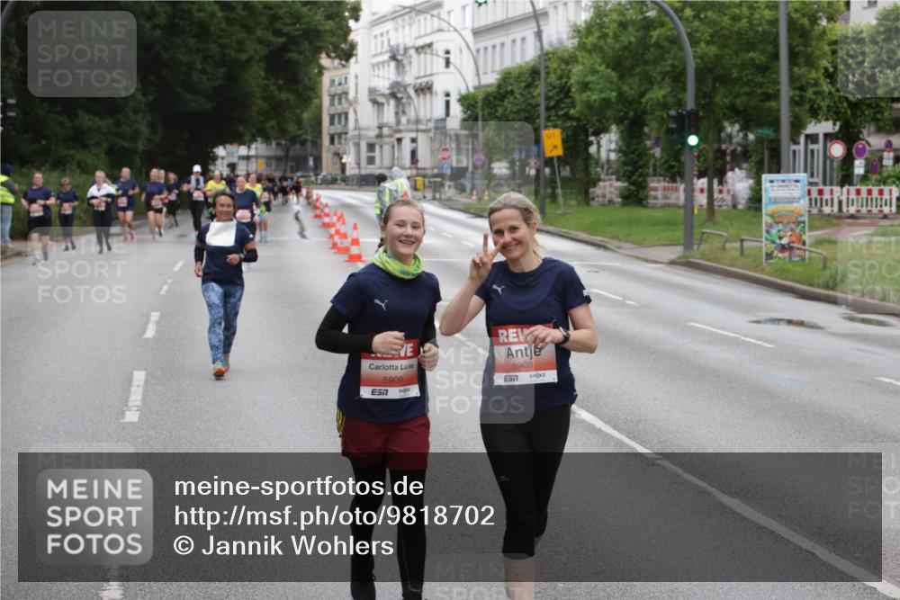 14.06.2026 - REWE Women's Run Jannik Wohlers http://msf.ph/oto/9818702 14.06.2026 11:01:24 Laufen 5909, 7, 5908 meine-sportfotos.de