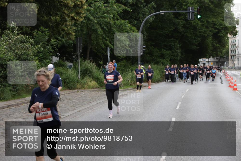 14.06.2026 - REWE Women's Run Jannik Wohlers http://msf.ph/oto/9818753 14.06.2026 11:01:44 Laufen 57 meine-sportfotos.de