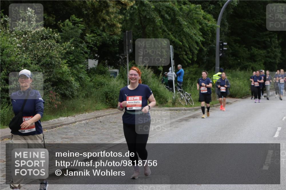 14.06.2026 - REWE Women's Run Jannik Wohlers http://msf.ph/oto/9818756 14.06.2026 11:01:46 Laufen 7, 5206 meine-sportfotos.de