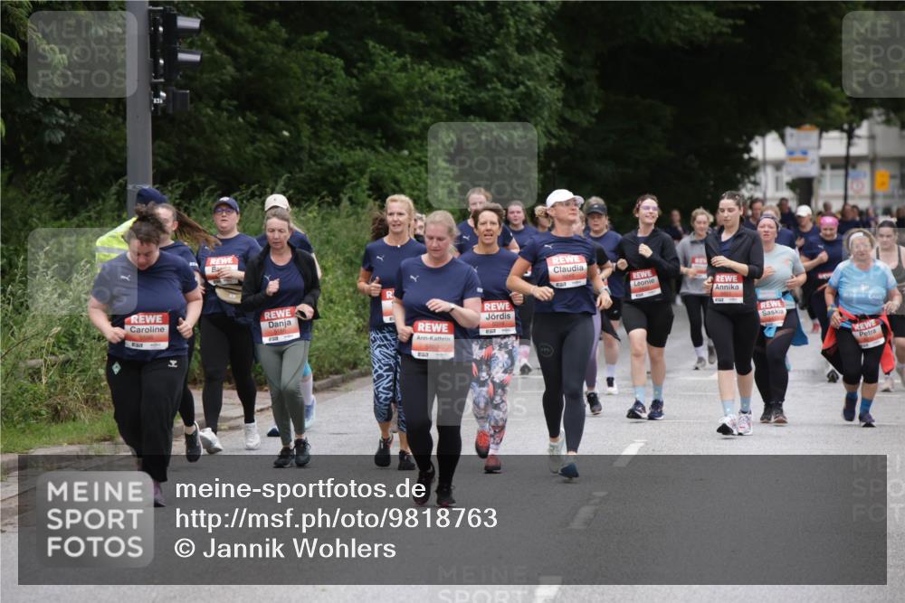 14.06.2026 - REWE Women's Run Jannik Wohlers http://msf.ph/oto/9818763 14.06.2026 11:01:51 Laufen 5807 meine-sportfotos.de